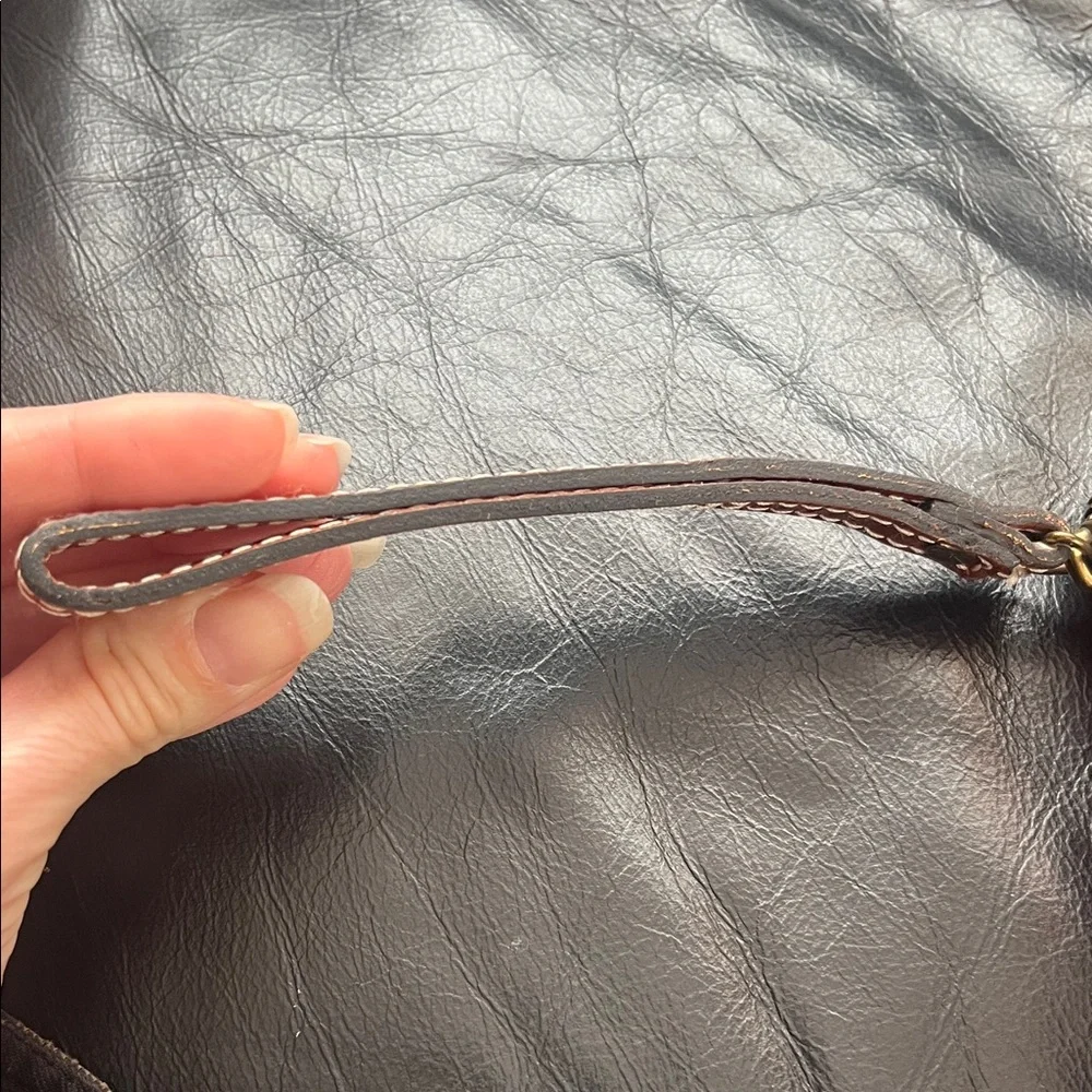 Patricia Nash brown Leather Wristlet - Picture 4 of 14